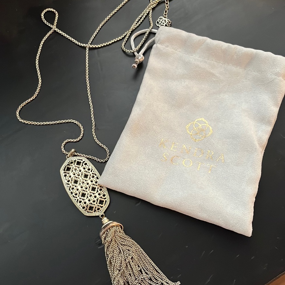 Long Kendra Scott necklace